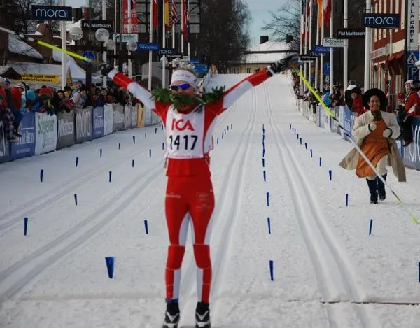 Emma Ribom tävlar